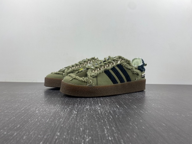 Campus 80s Song for the Mute Olive  ID4792