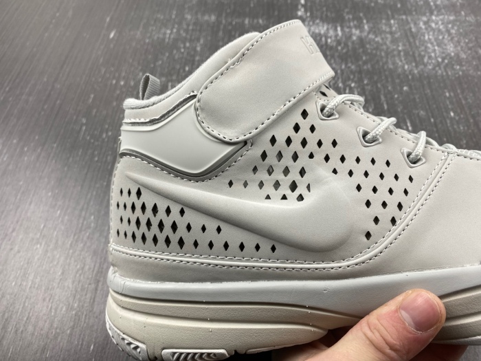 Kobe 2 Black Mamba Collection Fade to Black  869452-003
