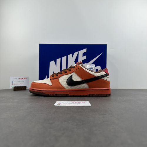 SB Dunk Low Top Ramen  313170-101