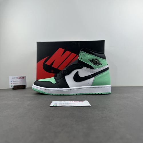 Air Jordan 1 Retro High OG Green Glow  DZ5485-130