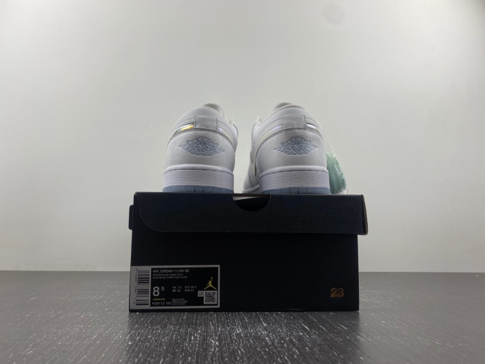 Air Jordan 1 Low Sliver Swoosh FQ9112-100