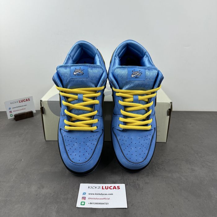 SB Dunk Low The Powerpuff Girls Bubbles FZ8320-400