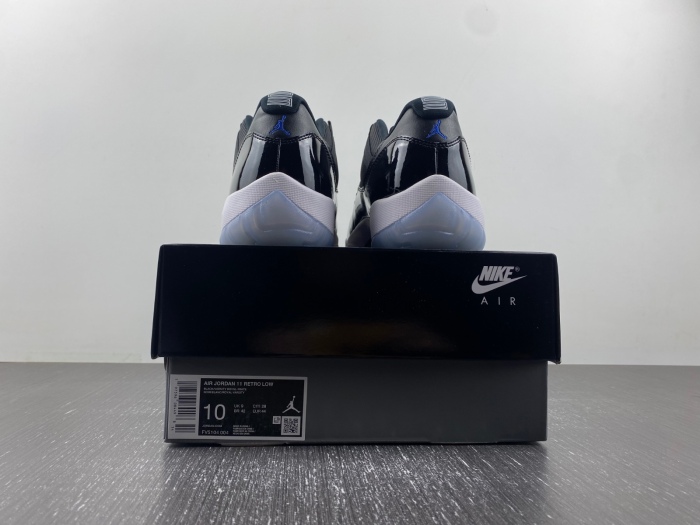 Air Jordan 11 Low Space Jam FV5104-004