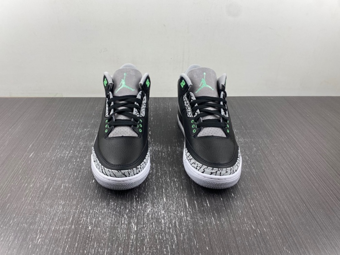 Air Jordan 3 Retro Green Glow CT8532-031
