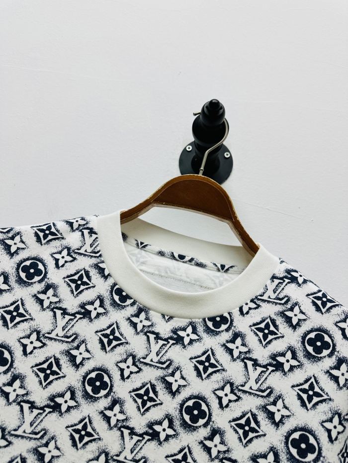L*ouis V*uitton T-shirt Top Quality D17 20240224-4