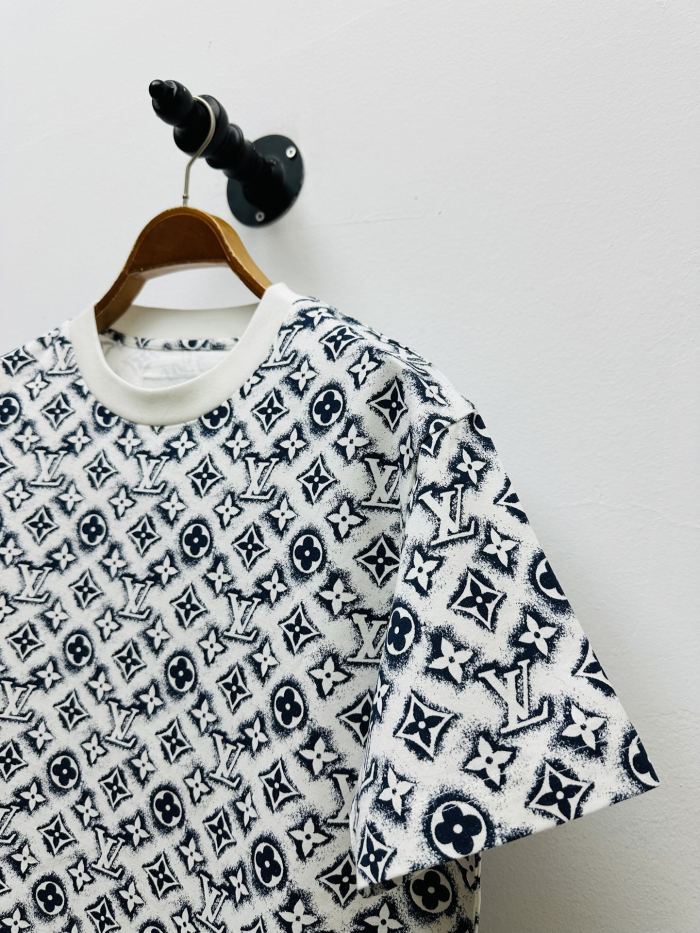 L*ouis V*uitton T-shirt Top Quality D17 20240224-4