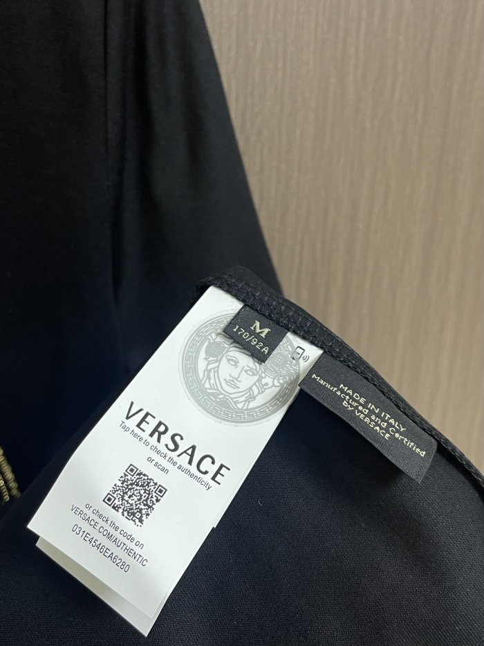 V*ERSACE T-shirt Top Quality D17 20240227-4