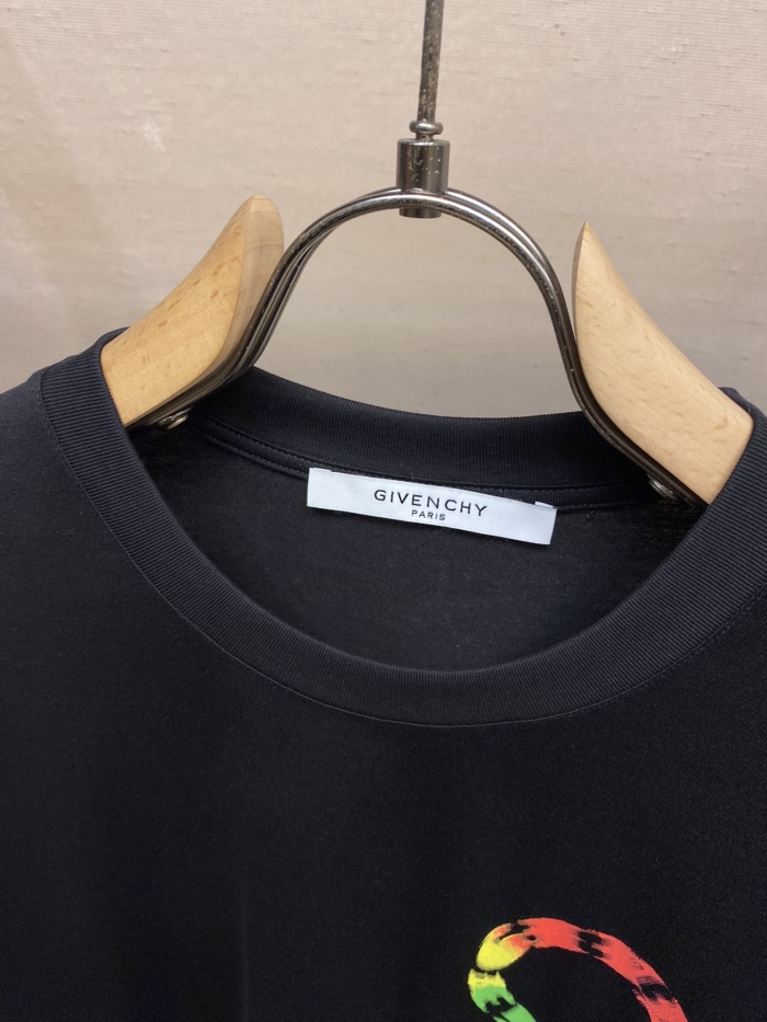 G*ivenchy T-shirt Top Quality D17 20240229-16