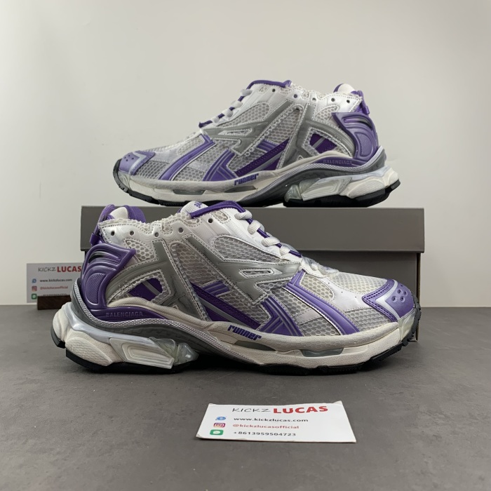 B*alenciaga runner AM 20231019-9