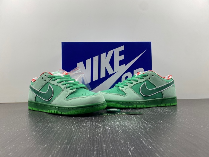 SB Dunk Low Concepts Light Green Lobster BV1310-303