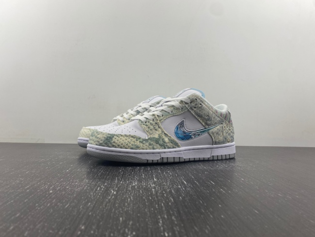 Dunk Low Dragon Year DV0831-101
