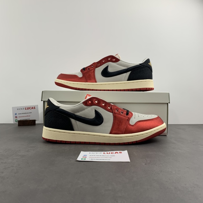Air Jordan 1 Retro Low OG Trophy Room Away FN0432-100