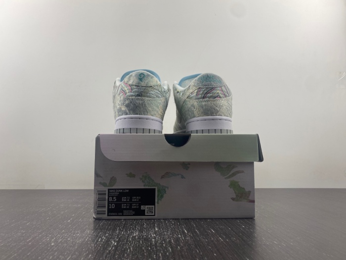 Dunk Low Dragon Year DV0831-101