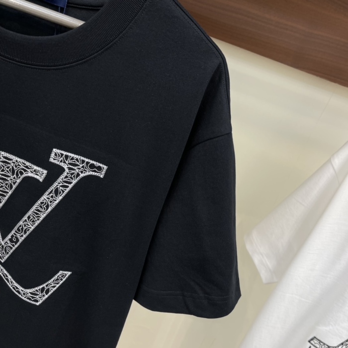 L*ouis V*uitton  T-shirt  Top Quality D17 20240320-26