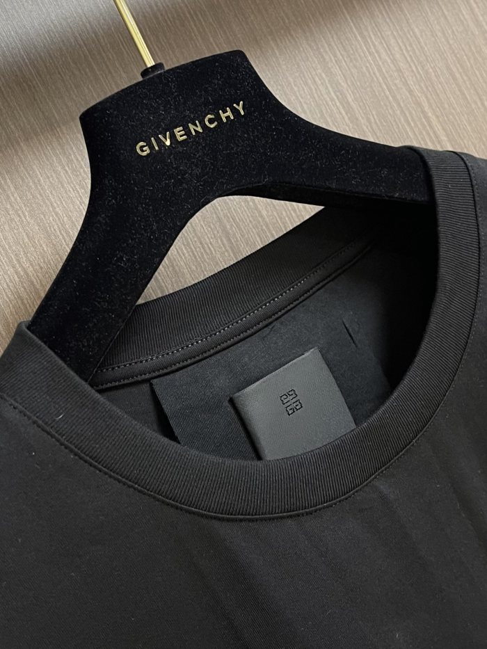G*ivenchy T-shirt Top Quality D17 20240320-28