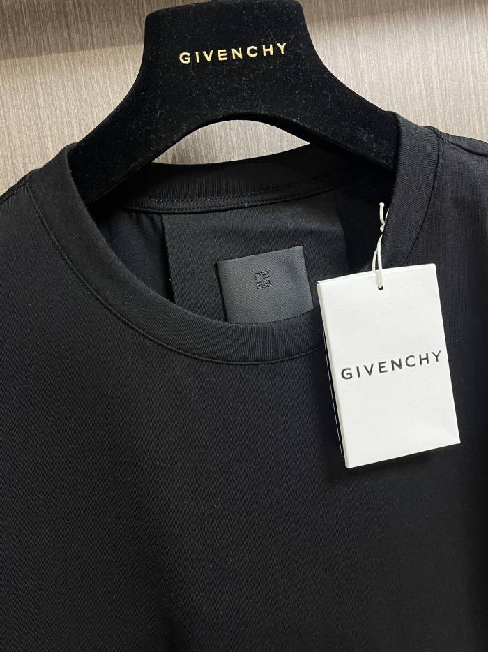 G*ivenchy T-shirt Top Quality D17 20240320-27