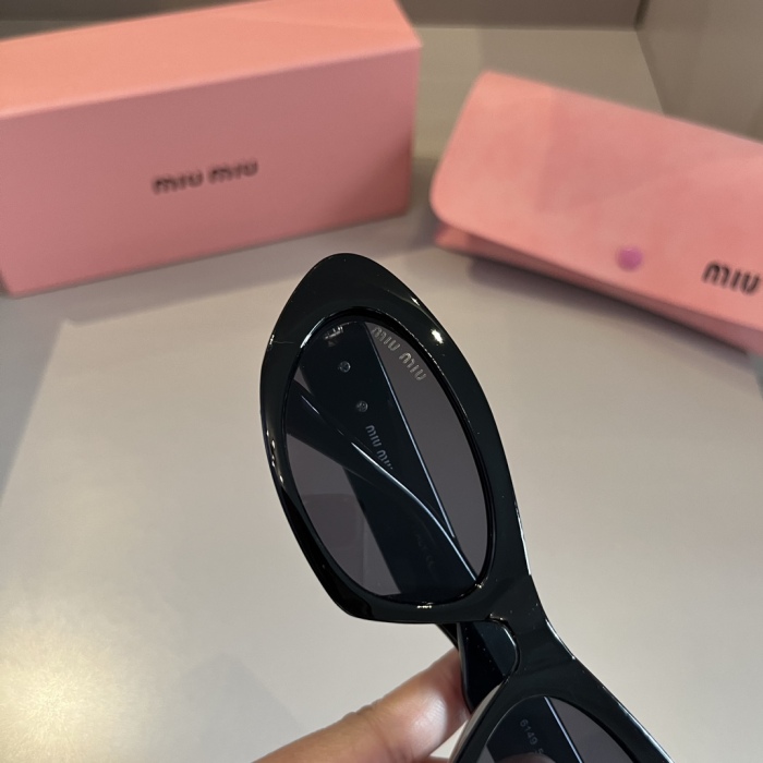 M*iu Miu Top XX 20240323-5