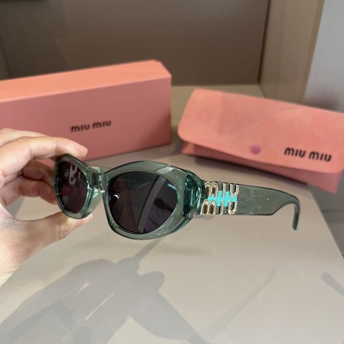 M*iu Miu Top XX 20240323-5