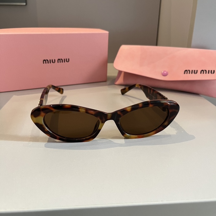 M*iu Miu Top XX 20240323-5