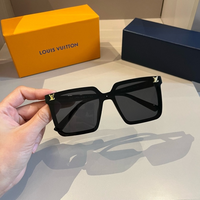 L*ouis V*uitton Top XX 20240323-10