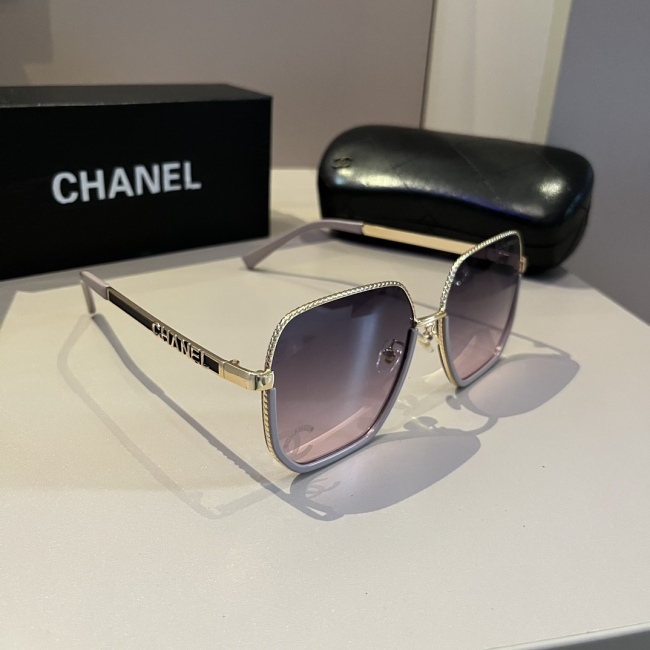 C*hanel Top XX 20240323-1