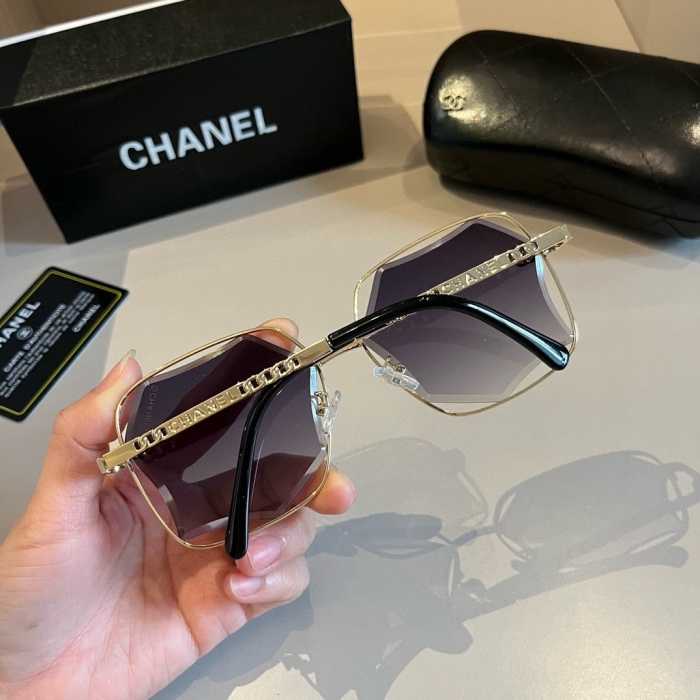 C*hanel Top XX 20240323-8
