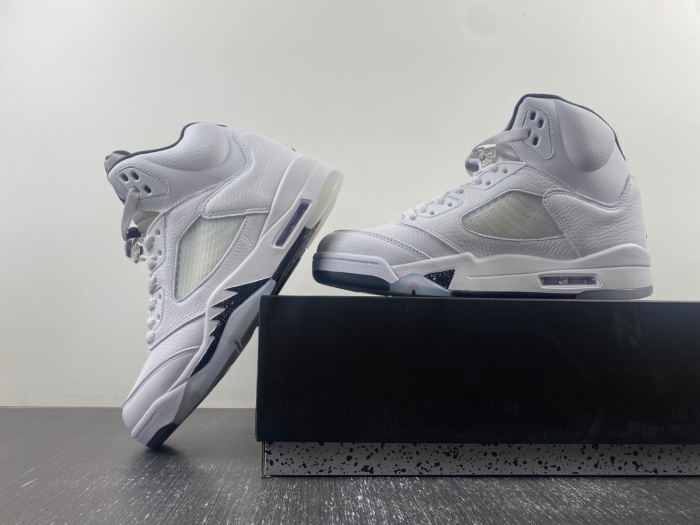 Air Jordan 5 Retro White Black DD0587-110