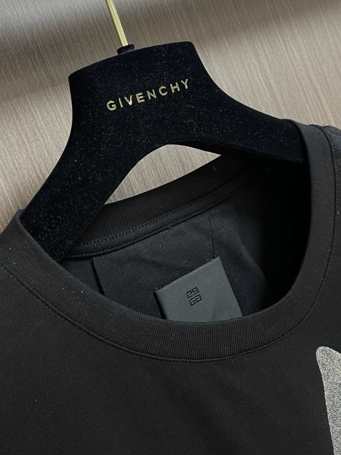G*ivenchy T-shirt Top Quality D17 20240326-35