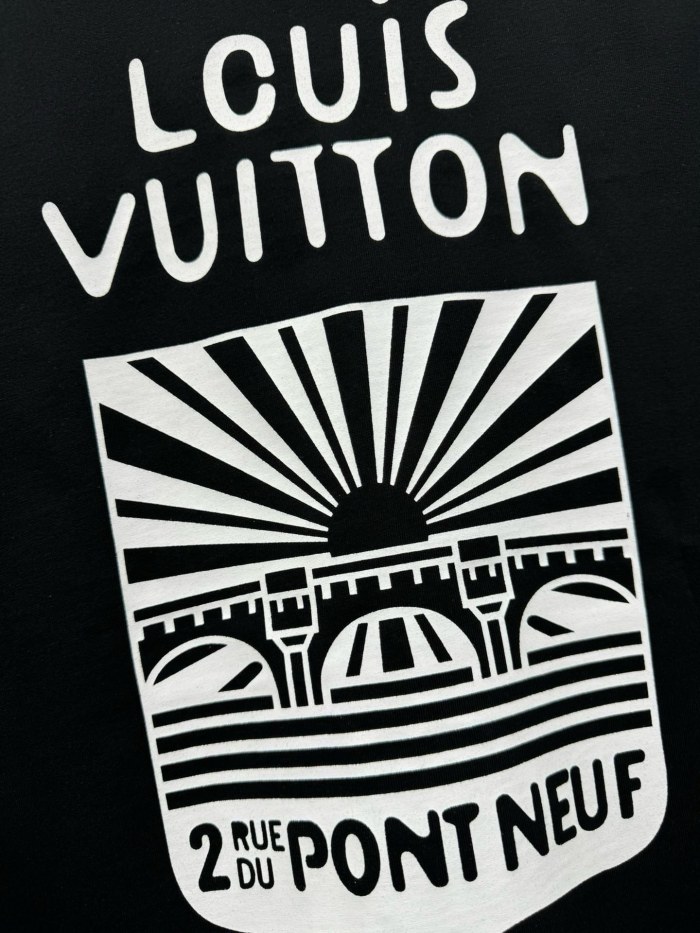 L*ouis V*uitton  T-shirt  Top Quality D17 20240327-5