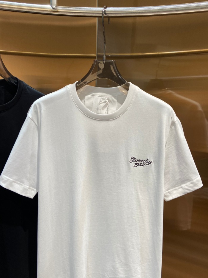 G*ivenchy T-shirt Top Quality D17 2024039-2