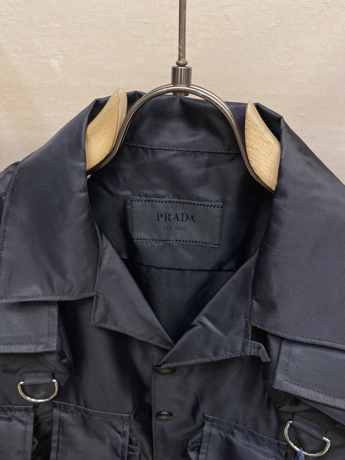 P*rada T-shirt Top Quality D17 20240402-21