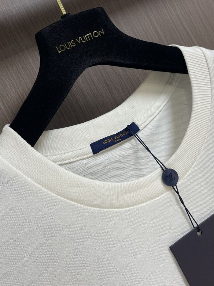 L*ouis V*uitton T-shirt Top Quality D17 2020403-39