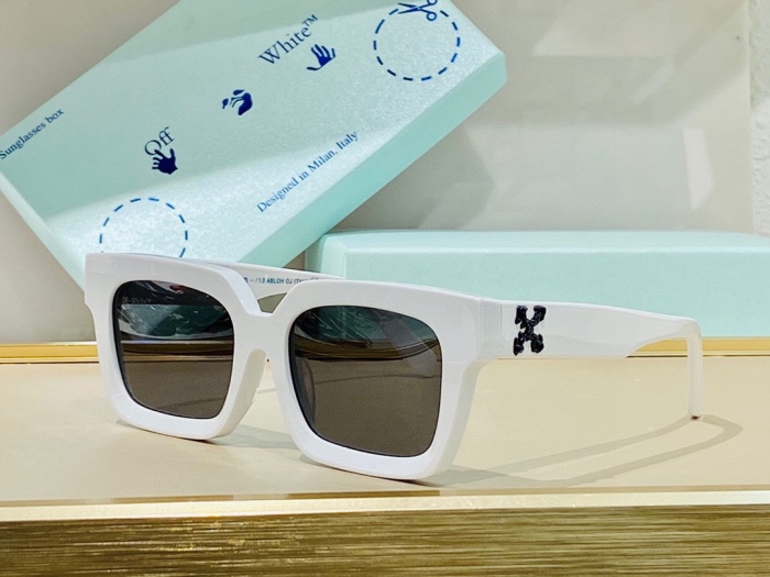O*FF W*HITE  Glasses Top XX 20240401-13