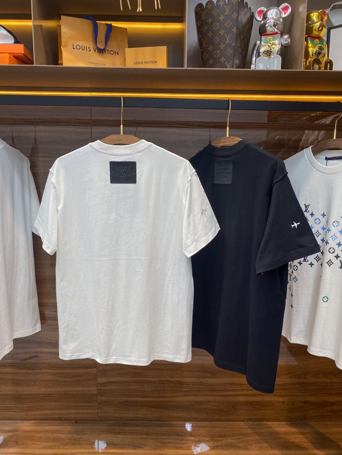 L*ouis V*uitton T-shirt Top Quality D17 2020403-23