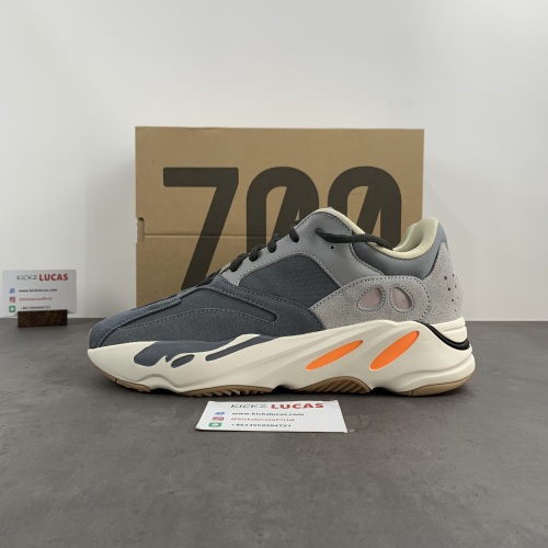 Yeezy Boost 700 Magnet  FV9922