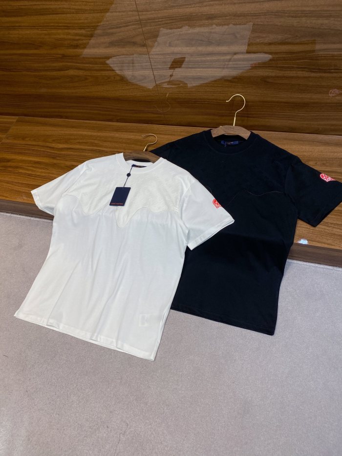 L*ouis V*uitton T-shirt Top Quality D17 2020405-24
