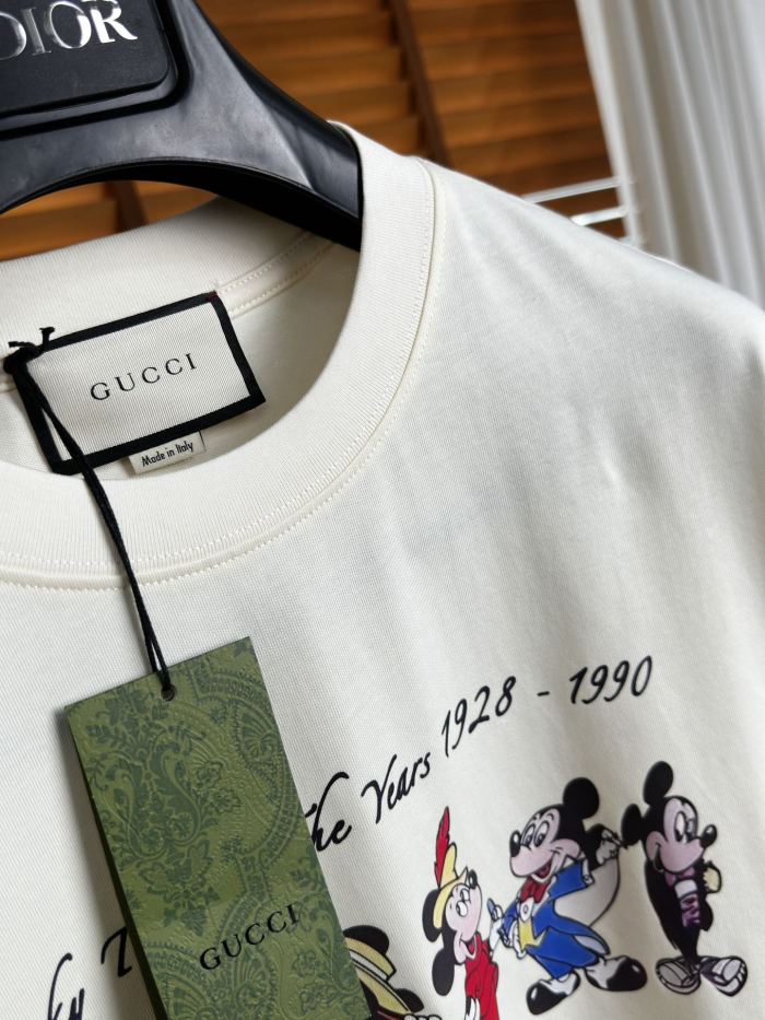 G*ucci T-shirt  Top Quality D17 20240406-2