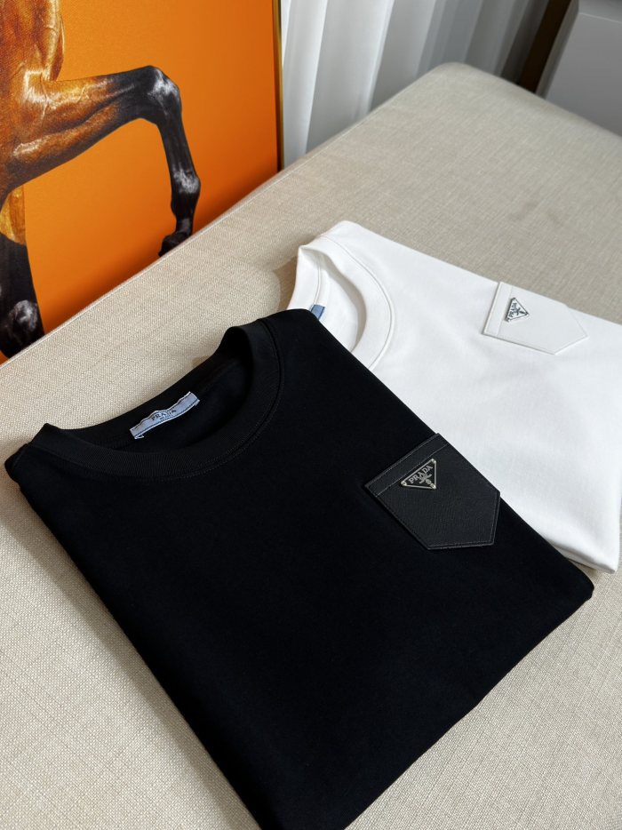 P*rada T-shirt Top Quality D17 20240406-4
