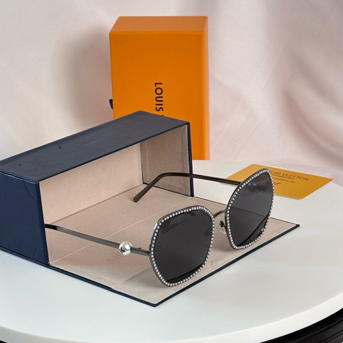 L*ouis V*uitton Glasses Top XX 20240406-16