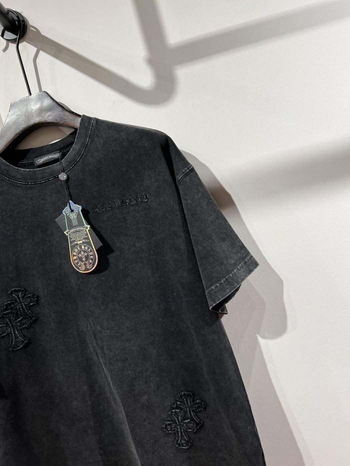 C*hrome H*earts T-shirt Top D17 20240411-18