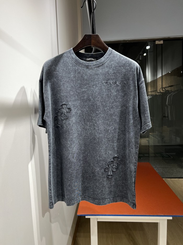C*hrome H*earts T-shirt Top D17 20240411-18