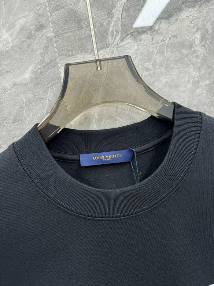 L*ouis V*uitton  T-shirt  Top Quality D17 202404112-37