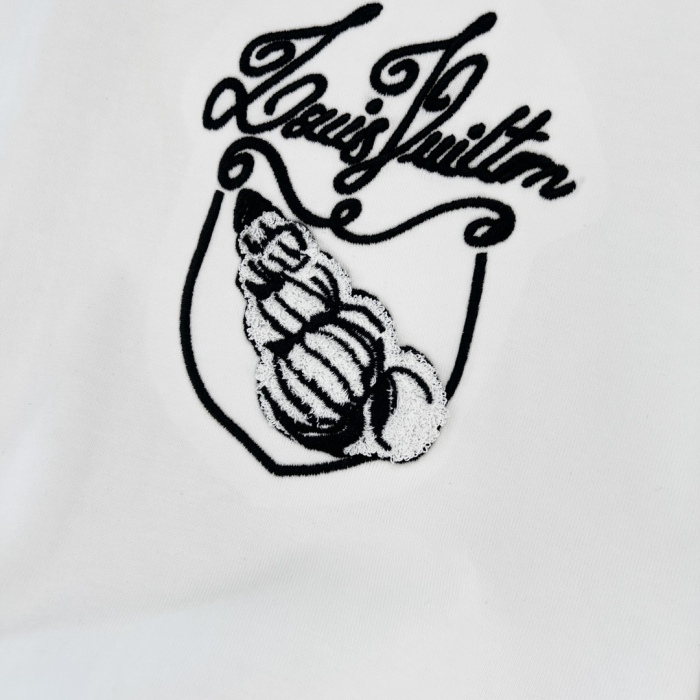 L*ouis V*uitton  T-shirt  Top Quality D17 20240413-9