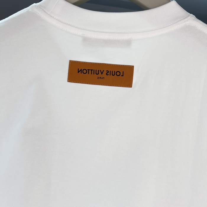 L*ouis V*uitton  T-shirt  Top Quality D17 20240413-9
