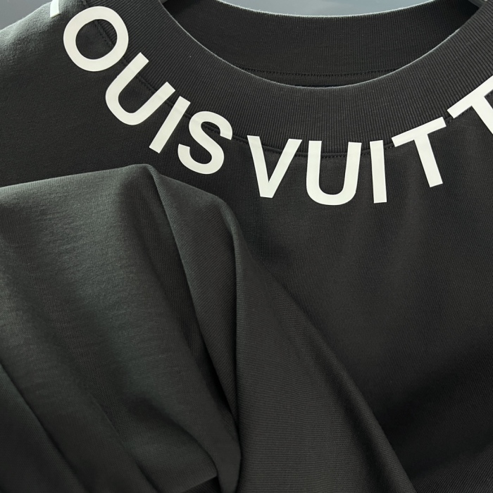 L*ouis V*uitton  T-shirt  Top Quality D17 20240413-24