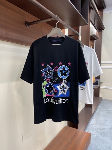 L*ouis V*uitton  T-shirt  Top Quality D17 20240414-3
