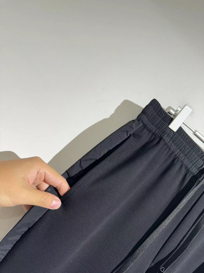 M*oncler Pants Top Quality D17 20240414-18