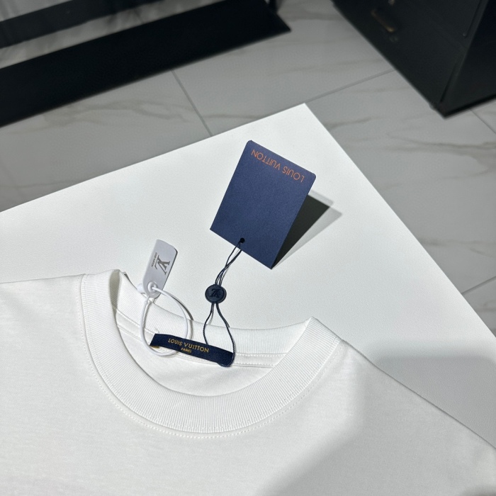 L*ouis V*uitton  T-shirt  Top Quality D17 20240414-6