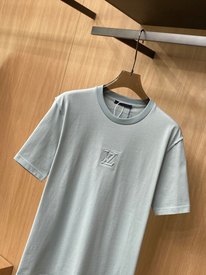 L*ouis V*uitton  T-shirt  Top Quality D17 20240415-4