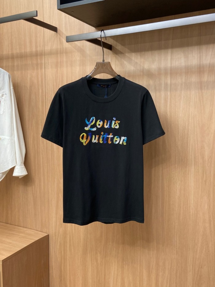 L*ouis V*uitton  T-shirt  Top Quality D17 20240415-12